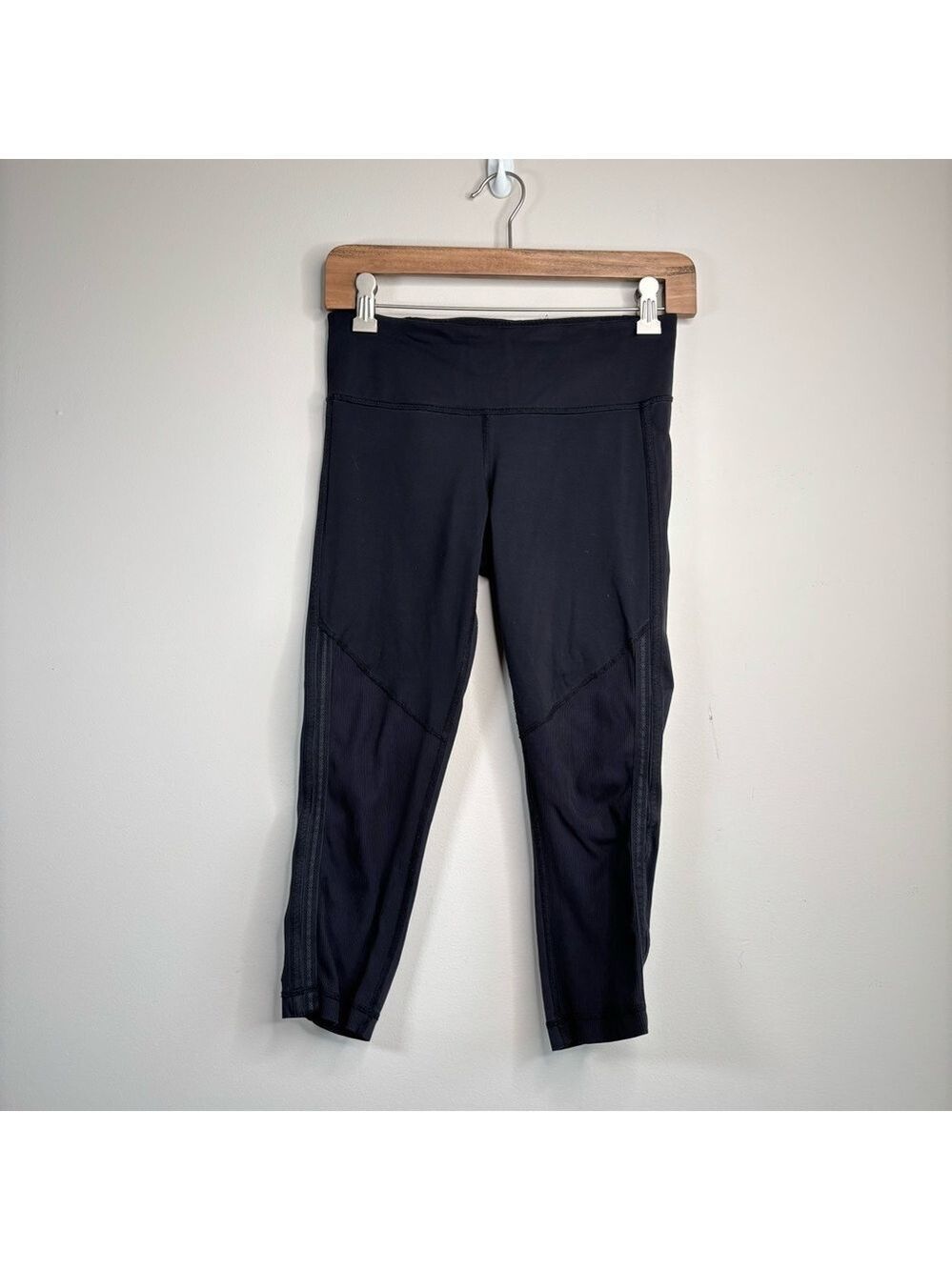 Lululemon Black Running Crop Pants Size 4